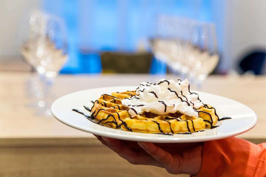 Hotel Hampton By Hilton Brest Restaurante foto